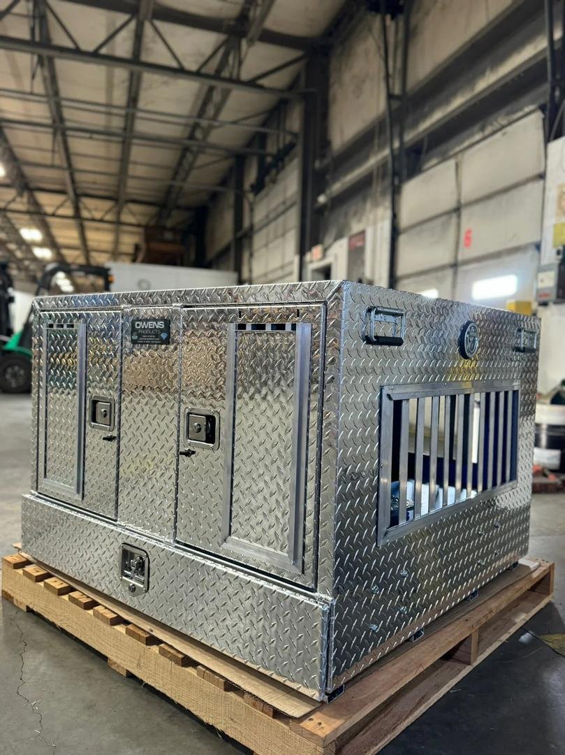 2-Hole Owen’s Dog Box with Bottom Storage — Fully Insulated All-Weather Kennel - Image 5